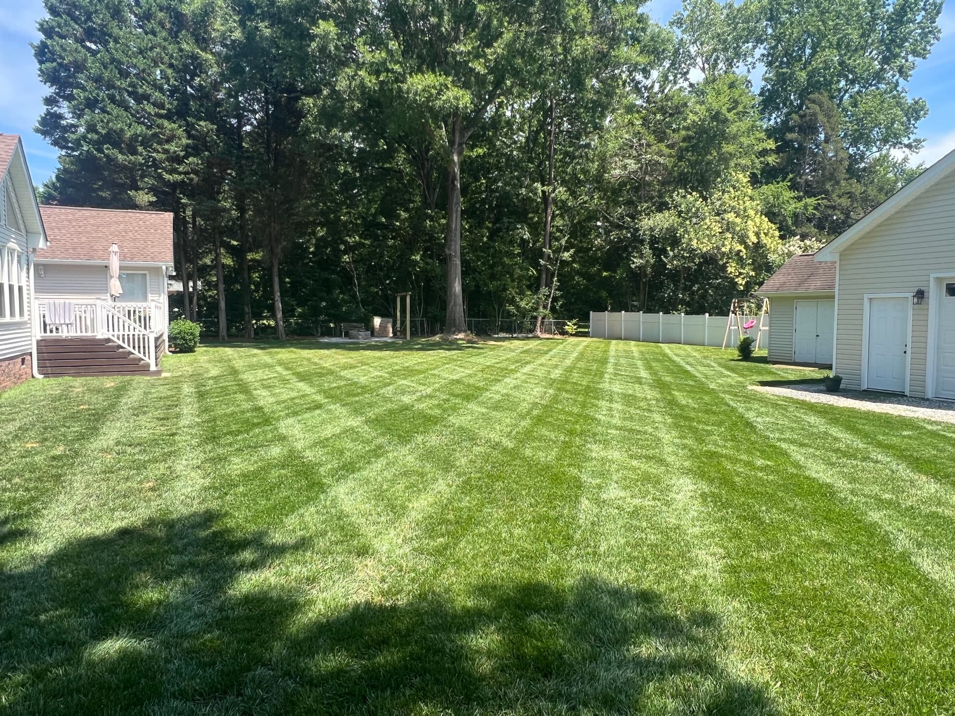Gallery photos for We Treat Every Yard Like It's Our Own: Image #1