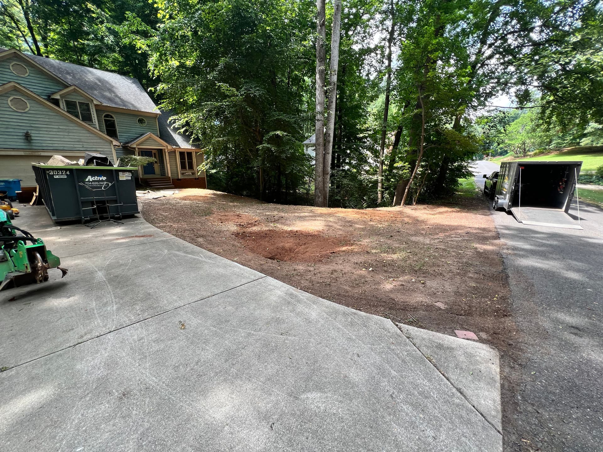 Gallery photos for Full Property Cleanup with Tree Removal and Stump Grinding: Image #3