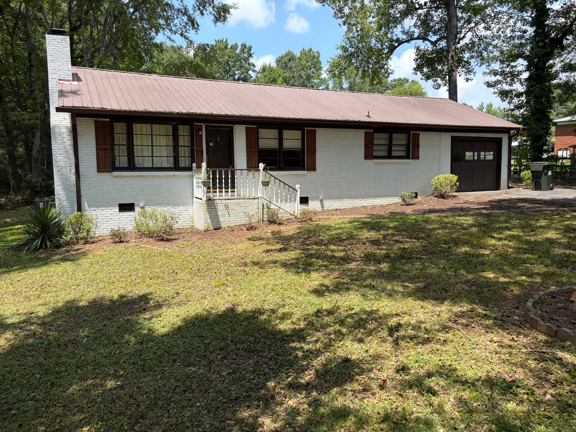 Gallery photos for Overgrown Property Gets a Full Yard Cleanup and Fresh Start: Image #2